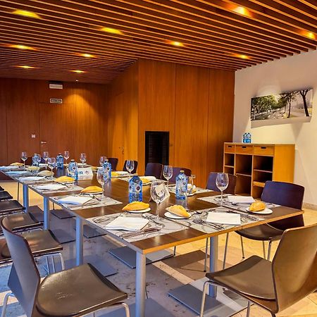 Hotel Jardines De Uleta Suites Vitoria-Gasteiz Dış mekan fotoğraf