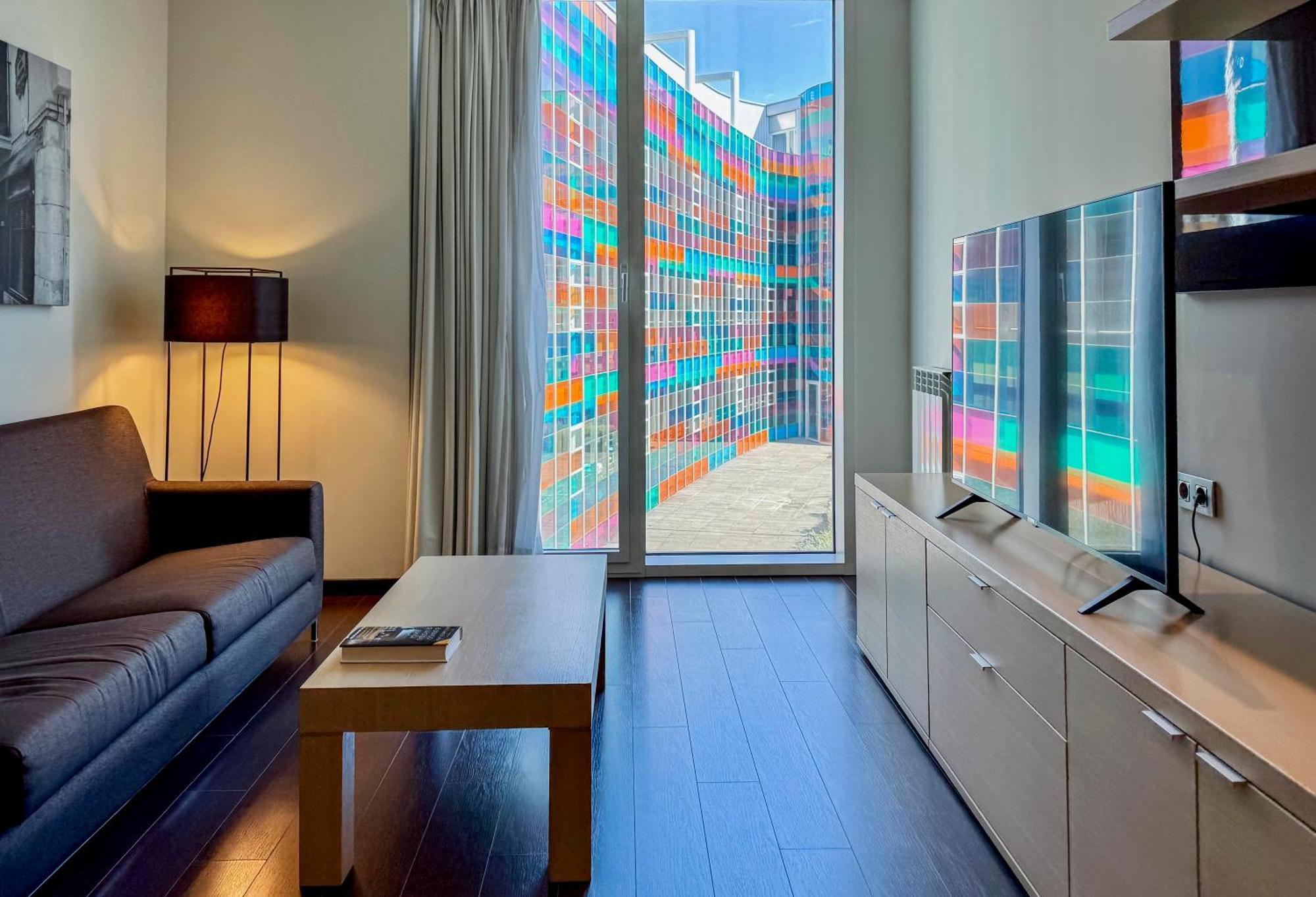 Hotel Jardines De Uleta Suites Vitoria-Gasteiz Dış mekan fotoğraf
