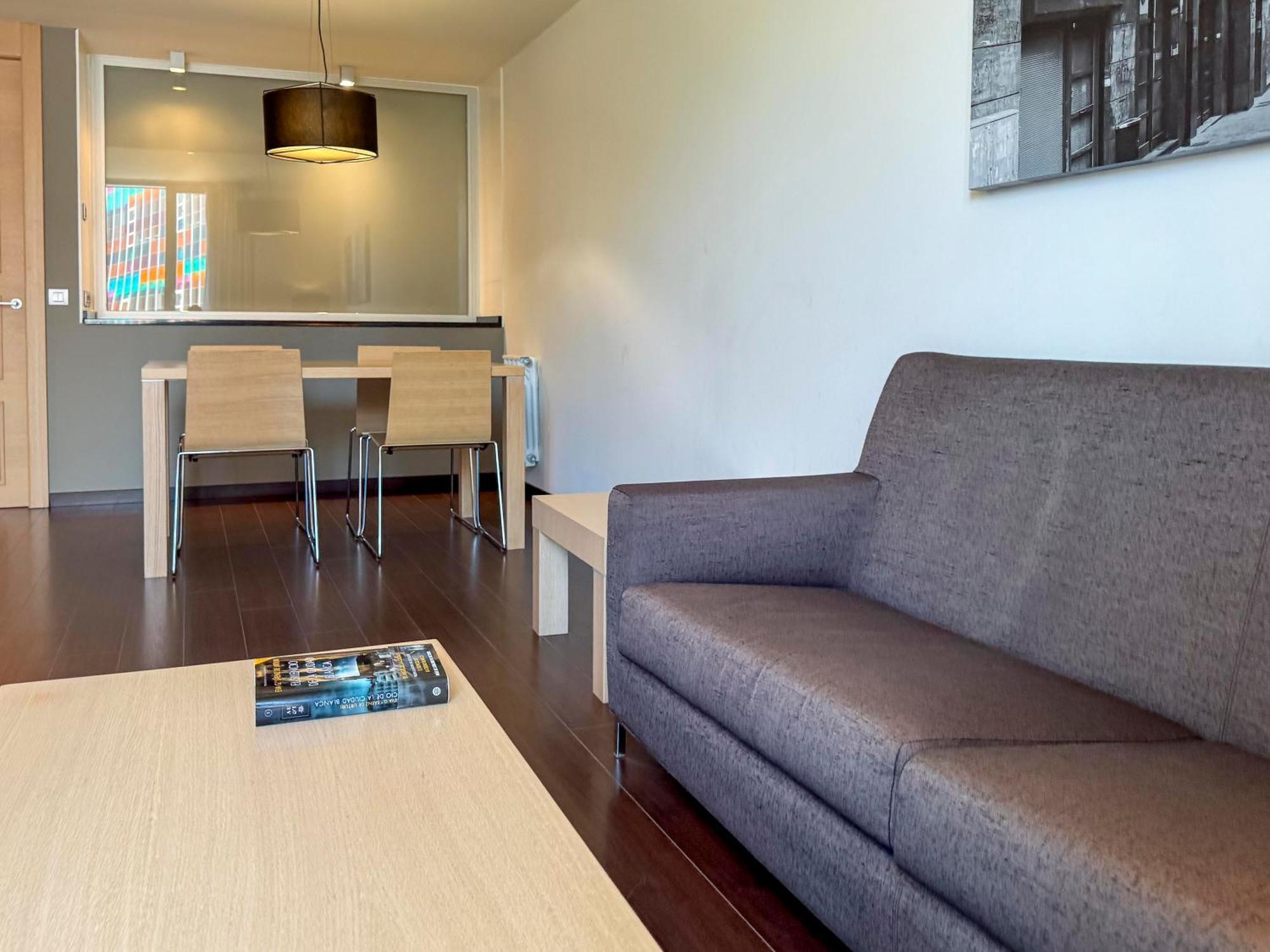 Hotel Jardines De Uleta Suites Vitoria-Gasteiz Dış mekan fotoğraf