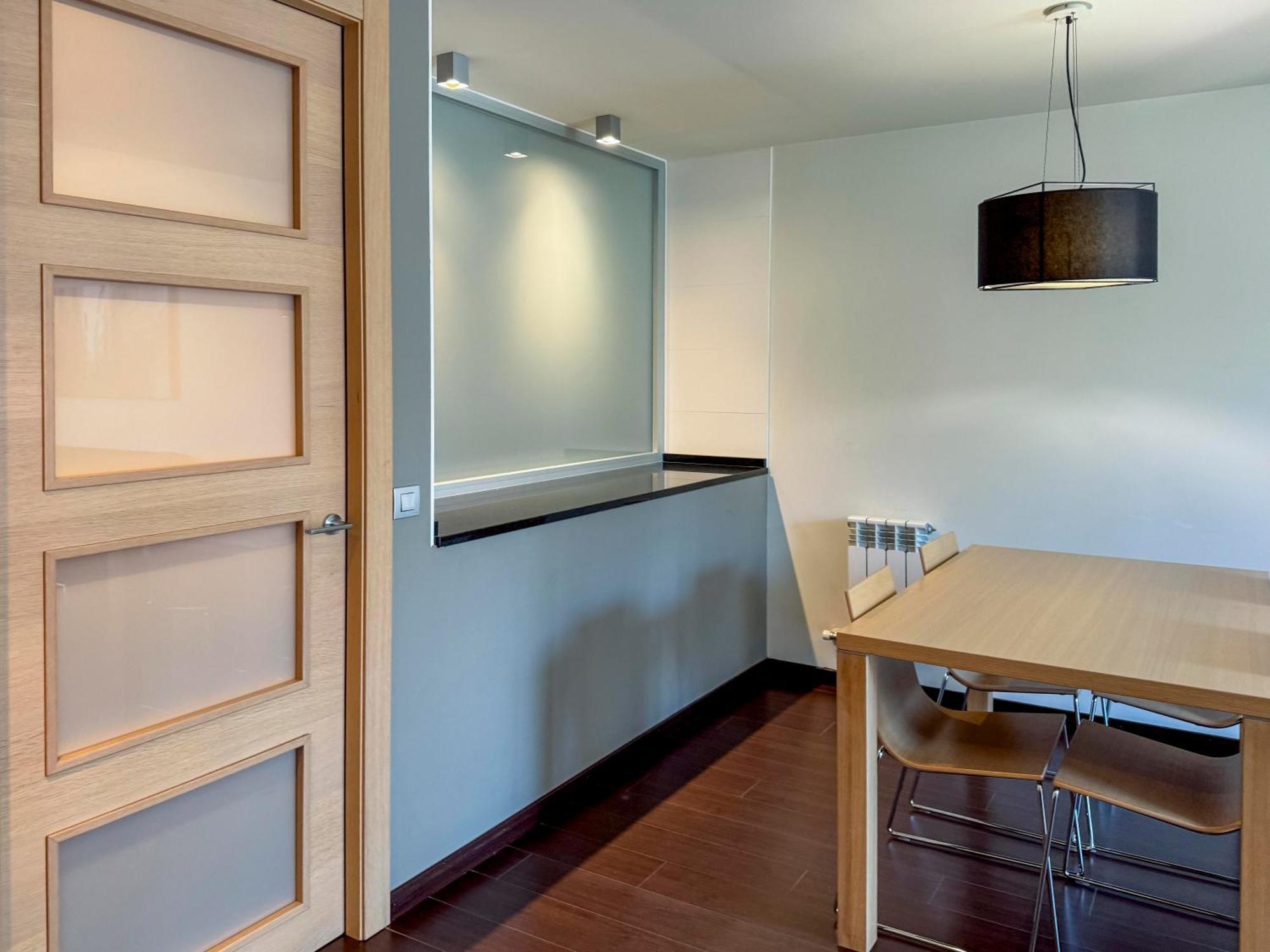 Hotel Jardines De Uleta Suites Vitoria-Gasteiz Dış mekan fotoğraf