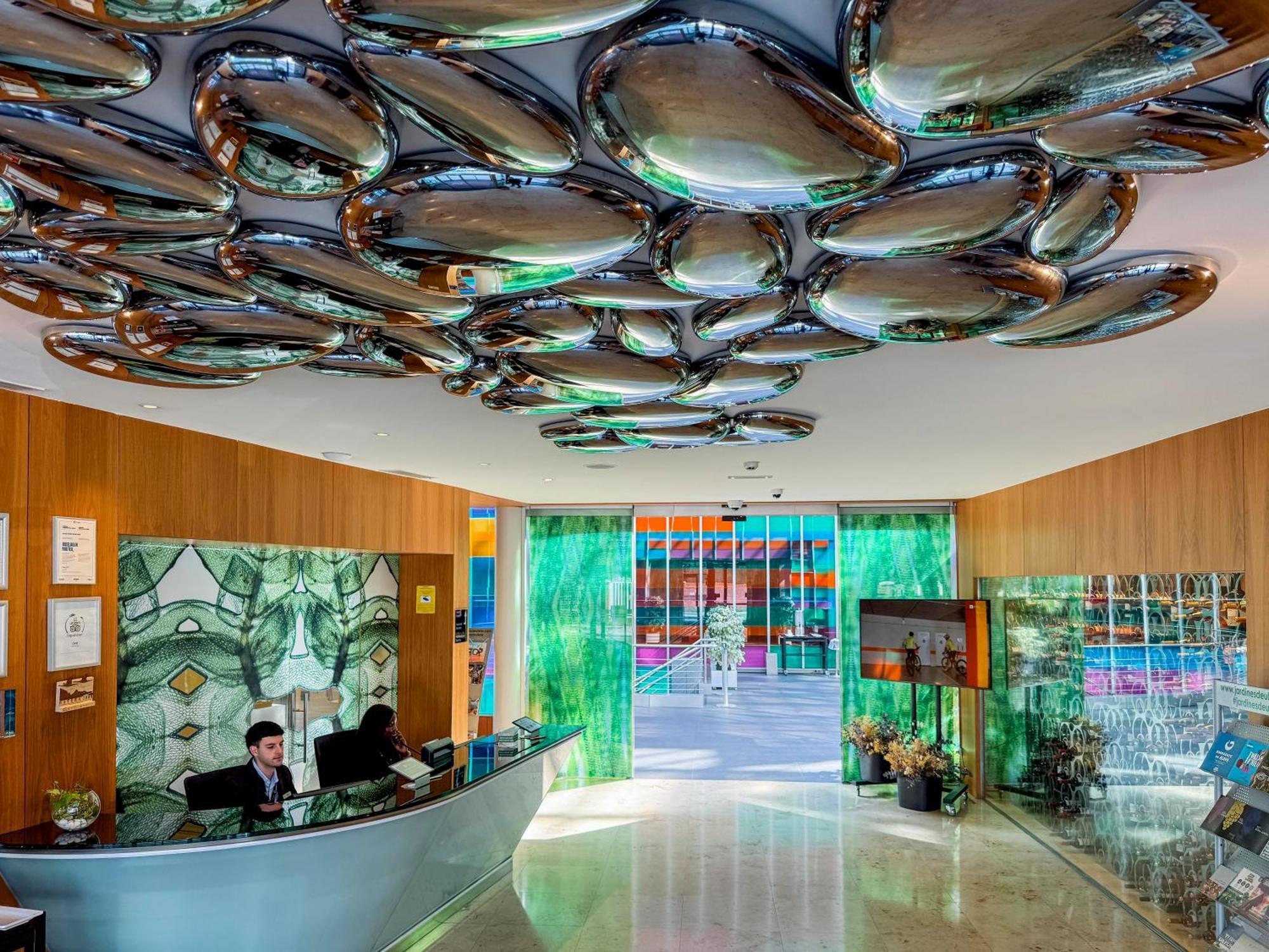 Hotel Jardines De Uleta Suites Vitoria-Gasteiz Dış mekan fotoğraf